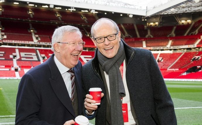United-Ikone Sir Alex Ferguson (l.) und Volker Stühmeier