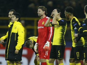 Die BVB-Profis waren nach der nächsten Niederlage fassungslos. Foto: Ina Fassbender Die BVB-Profis waren nach der nächsten Niederlage fassungslos. Foto: Ina Fassbender