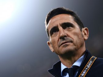 AEK-Rainer Manolo Jimenez wird bestraft AEK-Rainer Manolo Jimenez wird bestraft