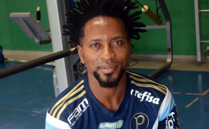 Der langjährige Bundesliga-Spieler Zé Roberto beendete seine Karriere. Foto: Georg Ismar