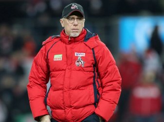 Stöger setzt auf Yann Aurel Bisseck (16) Stöger setzt auf Yann Aurel Bisseck (16)