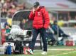 Kölns Trainer Peter Stöger gerät immer mehr unter Druck. Foto: Marius Becker