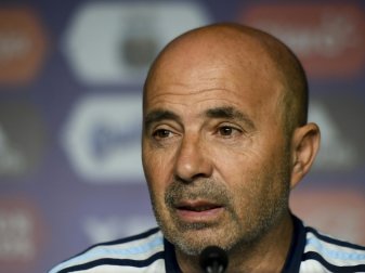 Jorge Sampaoli kritisiert den Spielstil der DFB-Elf Jorge Sampaoli kritisiert den Spielstil der DFB-Elf