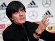 Will im Hinblick auf die WM in Russland die volle Konzentration auf das Sportliche richten: Bundestrainer Joachim Löw. Foto: Christian Charisius