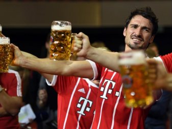 Mats Hummels und Kollegen konnten sich bei einem Sponsorentermin vom Liga-Alltag ablenken. Foto: Andreas Gebert Mats Hummels und Kollegen konnten sich bei einem Sponsorentermin vom Liga-Alltag ablenken. Foto: Andreas Gebert