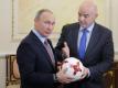 Russlands Präsident Wladimir Putin und FIFA-Präsident Gianni Infantino. Foto: Maxim Shipenkov