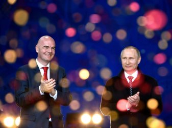 Unter den 1300 geladenen Gästen ist auch Putin (r.) Unter den 1300 geladenen Gästen ist auch Putin (r.)