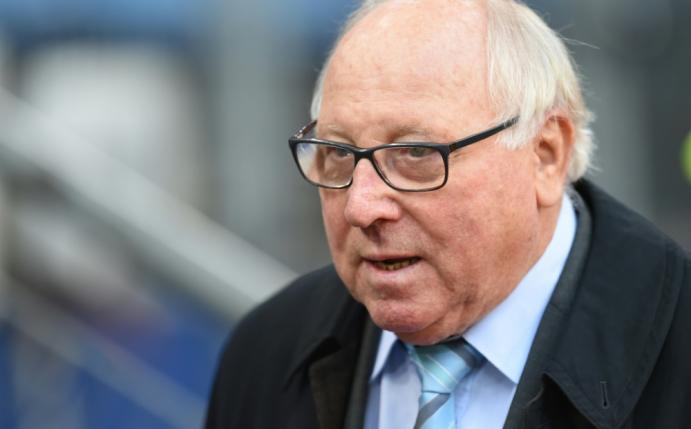 Kritik am HSV stört Uwe Seeler