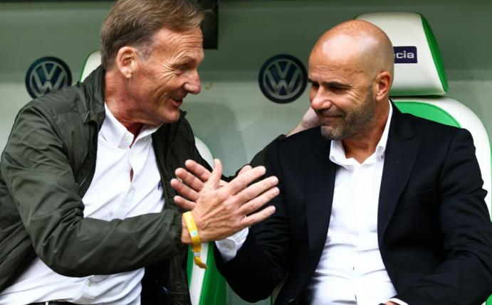 Watzke (r.) hält an BVB-Coach Bosz fest