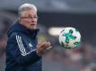 Trainer Jupp Heynckes kann mit dem FC Bayern in Frankfurt die Herbstmeisterschaft perfekt machen. Foto: Sven Hoppe