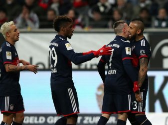 Vidal (r.) schießt die Bayern zur Herbstmeisterschaft Vidal (r.) schießt die Bayern zur Herbstmeisterschaft