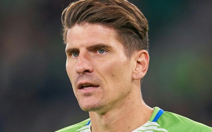 Gomez (Foto) sagt Arp eine goße Karriere voraus