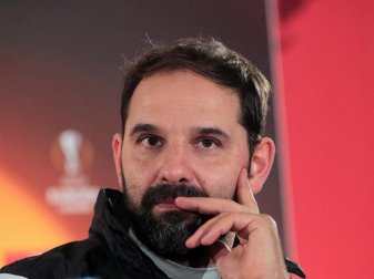 Hoffen auf eine Trendwende: Trainer Stefan Ruthenbeck und der 1. FC Köln. Foto: Dragan Stankovic Hoffen auf eine Trendwende: Trainer Stefan Ruthenbeck und der 1. FC Köln. Foto: Dragan Stankovic