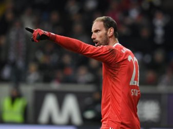Stand beim Sieg in Frankfurt überraschend im Bayern-Tor: Tom Starke. Foto: Arne Dedert Stand beim Sieg in Frankfurt überraschend im Bayern-Tor: Tom Starke. Foto: Arne Dedert