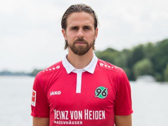 Kann dem Stimmungsboykott der 96-Ultraszene nichts abgewinnen: Angreifer Martin Harnik. Foto: Silas Stein Kann dem Stimmungsboykott der 96-Ultraszene nichts abgewinnen: Angreifer Martin Harnik. Foto: Silas Stein
