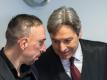 Franck Ribéry (l) im Landgericht I. in München mit seinem Anwalt Gerhard Riedl. Foto: Peter Kneffel