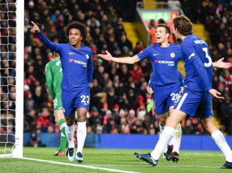 Chelsea setzt sich gegen Huddersfield durch Chelsea setzt sich gegen Huddersfield durch