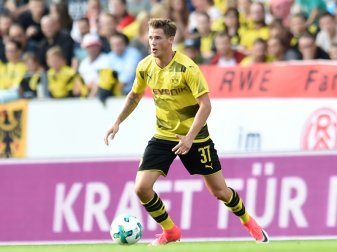 Erik Durm trainiert wieder mit der Mannschaft Erik Durm trainiert wieder mit der Mannschaft