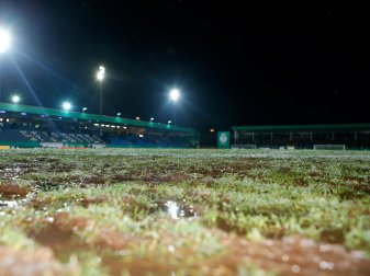 In Essen und Jena ist an Fußballspielen nicht zu denken In Essen und Jena ist an Fußballspielen nicht zu denken