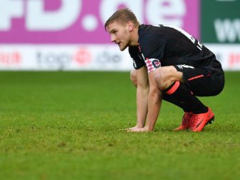 Hanno Behrens kam mit dem 1. FC Nürnberg nicht über ein 1:1 in Kaiserslautern hinaus. Foto: Uwe Anspach Hanno Behrens kam mit dem 1. FC Nürnberg nicht über ein 1:1 in Kaiserslautern hinaus. Foto: Uwe Anspach