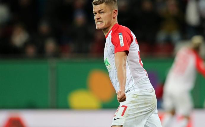 Finnbogason erzielte zwei Tore in der Nachspielzeit