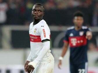 Akolo entschuldigt sich für seinen Elfmeter-Fehlschuss Akolo entschuldigt sich für seinen Elfmeter-Fehlschuss