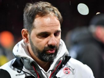 Für Kölns Trainer Stefan Ruthenbeck geht es beim Spiel gegen Schalke um eine Empfehlung für die Vertragsverlängerung. Foto: Peter Kneffel Für Kölns Trainer Stefan Ruthenbeck geht es beim Spiel gegen Schalke um eine Empfehlung für die Vertragsverlängerung. Foto: Peter Kneffel