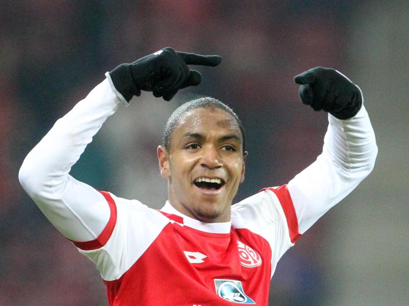 Der Mainzer Abdou Diallo jubelt nach seinem Treffer zum 2:1. Foto: Thomas Frey