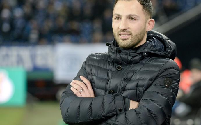 Domenico Tedesco könnte langfristig auf Schalke bleiben