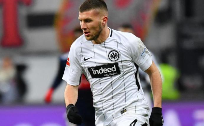 Ante Rebic wird von Eintracht Frankfurt fest bis 2021 verpflichtet. Foto: Uwe Anspach