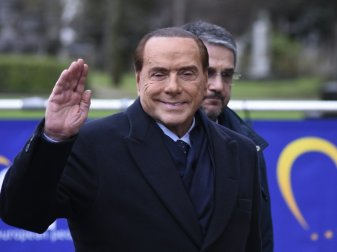 Berlusconis Unternehmen sichert sich die WM-Rechte 2018 Berlusconis Unternehmen sichert sich die WM-Rechte 2018