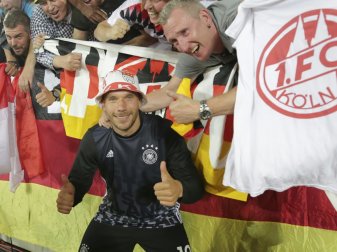 Podolski spielte insgesamt zwölf Jahre für den 1. FC Köln Podolski spielte insgesamt zwölf Jahre für den 1. FC Köln