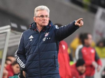 Trainer Jupp Heynckes wird mit seinem Team nur ein Testspiel in der Winterpause bestreiten. Foto: Marijan Murat Trainer Jupp Heynckes wird mit seinem Team nur ein Testspiel in der Winterpause bestreiten. Foto: Marijan Murat