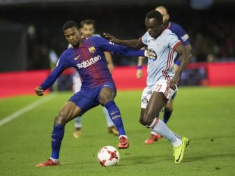 Barcelonas Nelson Semedo (l) beim Zweikampf mit Pione Sisto von Celta Vigo. Foto: Lalo R. Villar