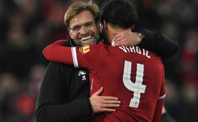 Jürgen Klopp gratuliert Matchwinner Virgil van Dijk