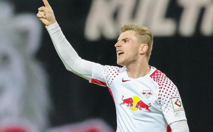Timo Werners Einsatz in der kommenden Woche gegen Schalke ist fraglich. Foto: Jan Woitas