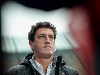 Hamburgs Sportdirektor Jens Todt sieht den HSV für den Abstiegskampf gut gerüstet. Foto: Axel Heimken Hamburgs Sportdirektor Jens Todt sieht den HSV für den Abstiegskampf gut gerüstet. Foto: Axel Heimken
