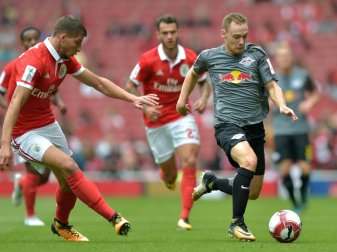 Palacios (r.) ersetzt Teuchert beim 1. FC Nürnberg Palacios (r.) ersetzt Teuchert beim 1. FC Nürnberg