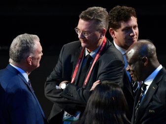 FIFA-Council-Mitglied Reinhard Grindel (2.v.l.) FIFA-Council-Mitglied Reinhard Grindel (2.v.l.)