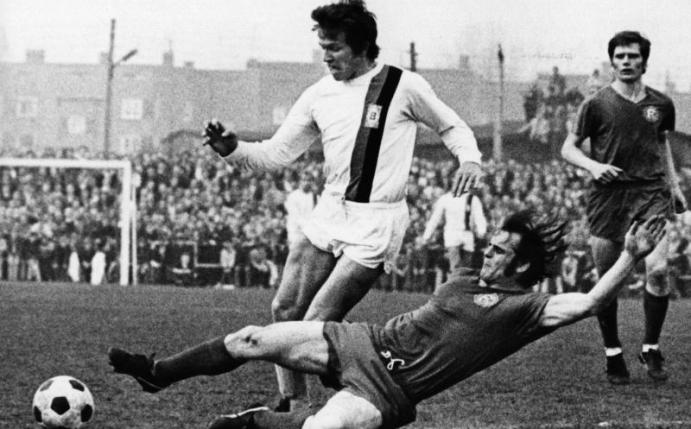 Blühte als Spieler (oben) nach seiner Rückkehr von Hannover 96 zu Borussia Mönchengladbach auf: Bayern-Coach Jupp Heynckes. Foto: dpa