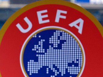 Die UEFA hat sechs Spieler gesperrt