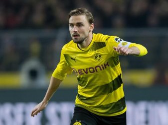 Marcel Schmelzer sorgt sich um die Stimmung beim BVB. Foto: Guido Kirchner Marcel Schmelzer sorgt sich um die Stimmung beim BVB. Foto: Guido Kirchner