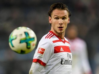 Der Hamburger SV muss wegen einer Sprunggelenksverletzung auf Albin Ekdal verzichten. Foto: Axel Heimken Der Hamburger SV muss wegen einer Sprunggelenksverletzung auf Albin Ekdal verzichten. Foto: Axel Heimken