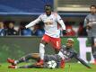 Liverpool will Naby Keita (am Ball) wohl schon im Winter