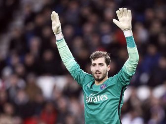 Torwart Kevin Trapp gewann mit Paris Saint-Germain im Pokal gegen Amiens mit 2:0. Foto: Etienne Laurent Torwart Kevin Trapp gewann mit Paris Saint-Germain im Pokal gegen Amiens mit 2:0. Foto: Etienne Laurent