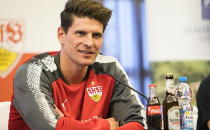 Der VfB setzt auf Tore von Neuzugang Mario Gomez. Foto: Pascu Mendez