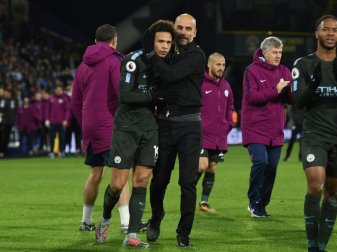 Leroy Sane und City-Teammanager Pep Guardiola