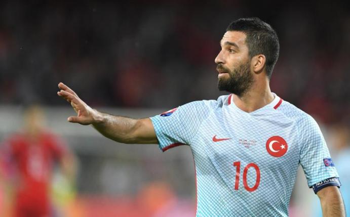 Arda Turan geht in sein Heimatland zurück. Foto: Marius Becker
