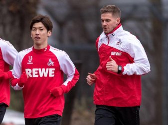 Der Neu-Kölner Simon Terodde (r.) wird im rheinischen Derby gegen Mönchengladbach von Anfang an auflaufen. Foto: Marius Becker