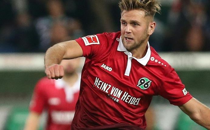 Niclas Füllkrug mit einem Dreierpack gegen Mainz